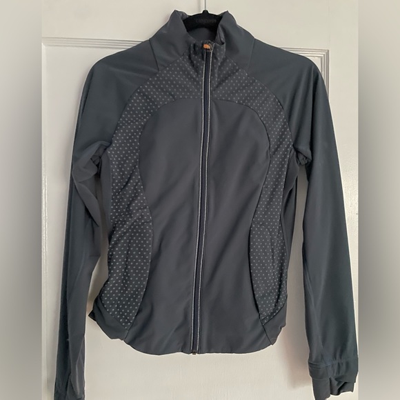 Lululemon reflective running jacket, size 4 - Picture 1 of 3